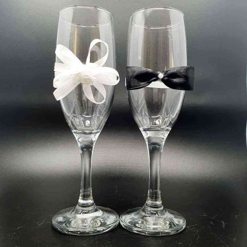 üveg Esküvőre pezsgős poharak ekrü rózsás díszítéssel