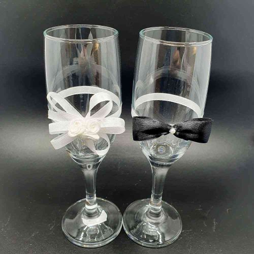 üveg Esküvőre pezsgős poharak ekrü rózsás díszítéssel
