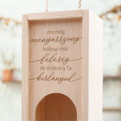 gravírozott fa Szülőköszöntő, menyasszony - bortartó doboz
