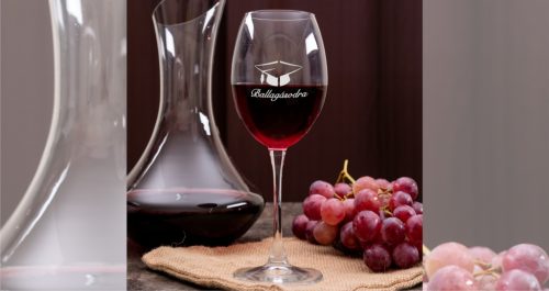 gravírozott fa Ballagásra - borospohár