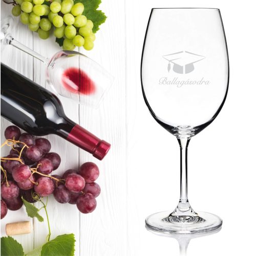 gravírozott fa Ballagásra - borospohár