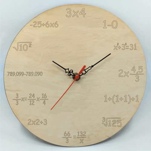 gravírozott fa Matematikatanárnak - gravírozott fa óra 25cm